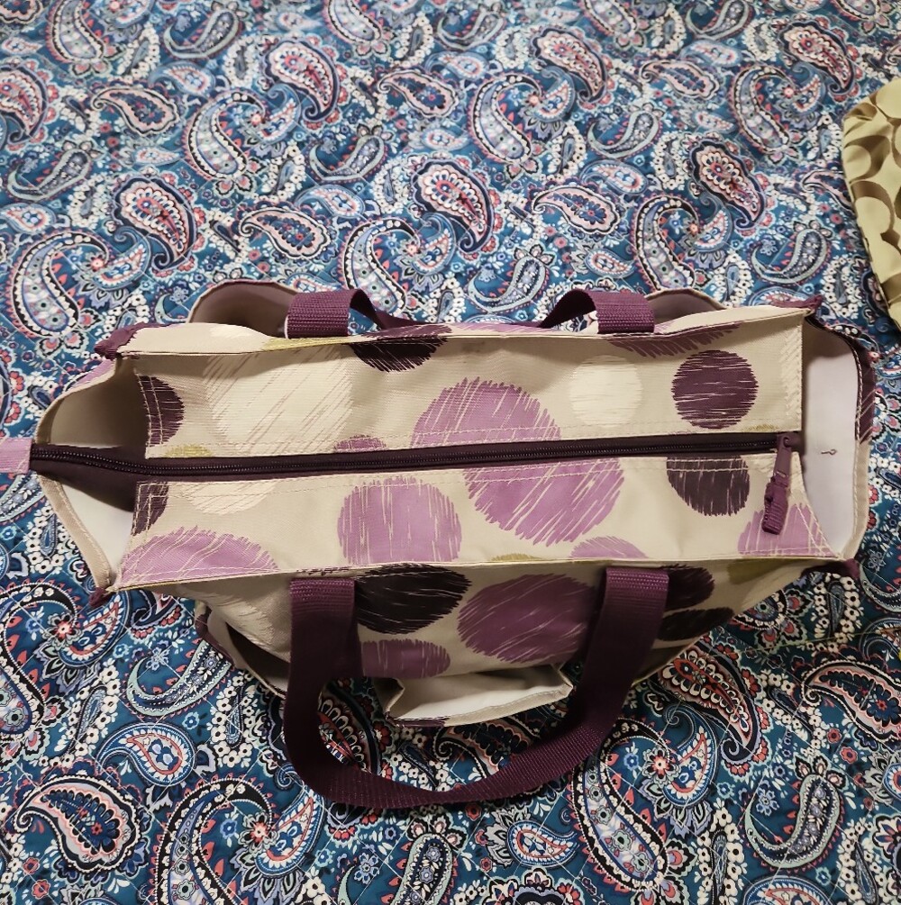 Thirty One Utility Tote - Picture 6 of 7